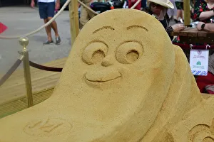 CJ13 1192 Ice cream sand sculpture