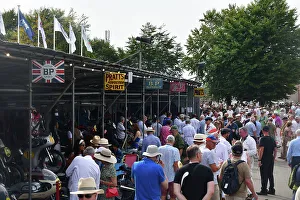 CJ13 1281 The busy bike paddock