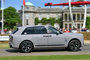CJ14 2468 Rolls-Royce Black Badge Cullinan Series II