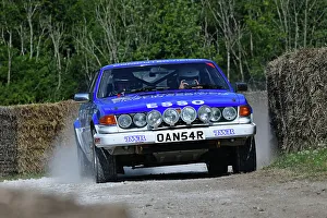 CJ14 2878 Richard Hogg, Rover SD1