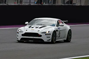 CJ14_5419 Peter Montague, Aston Martin Vantage GT4.jpg