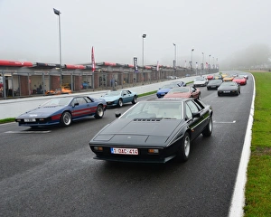 CJ4 5080 Lotus parade