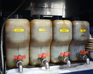CJ5 9896 slick organisation