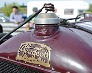 VSCC Bob Gerard Memorial Trophy Meeting Mallory Park Aug 2015 Prints: CJ6 0391 Clive Press, Peugeot 148