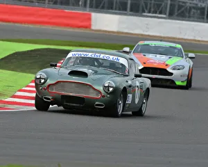 CJ6 3184 Matt Le Breton, Robert Young, Aston Martin DB4 Lightweight CJ6 3184 Matt Le Breton, Robert Young, Aston Martin DB4 Lightweight