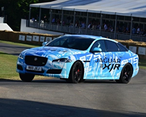 Graham Moss Prints: CJ6 9067 Graham Moss, Jaguar XJR575