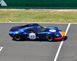 1966 1971 Prints: CJ7 4205 Sandy Watson, Danny O Connell, Chevron B8