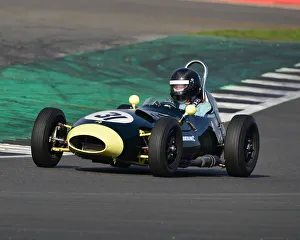 CJ7 5075 Ian Robinson, Lola Mk2