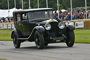 Gareth Graham Prints: CJ9 1209 Gareth Graham, Bentley 4 litre Parkward Saloon