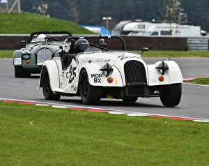Spring Race Weekend Prints: CM1 6528 Tim Ayres, Morgan Plus 8, MOP 8 X