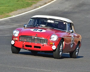 CM11 5792 Paul Wybrow, MG B Roadster