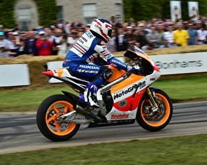 Bikers Prints: CM14 5519 Hag Hughes, Freddie Spencer, FTR Honda M312