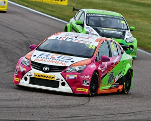 Toyota Avensis Prints: CM15 9532 Jake Hill, Toyota Avensis