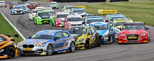 BTCC Rockingham, August 2016 Prints: CM15 9558 Close racing