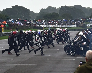 CM16 3208 Traditional bike start