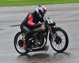 Ewan Cameron Prints: CM16 3257 Ewan Cameron, Arthur Browning, Brough Superior SS100 Racing