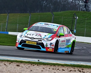 March 2017 Prints: CM17 9587 Tom Ingram, Toyota Avensis