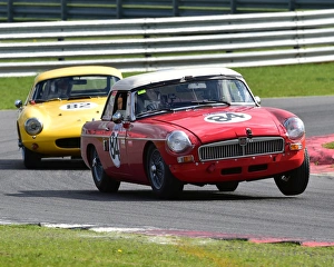CSCC Season Opener, Snetterton April 2017 Prints: CM18 3366 Paul Wybrow, MG B Roadster