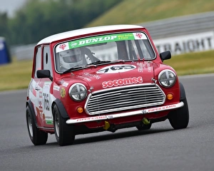 Mini Festival, Snetterton, May 2017 Prints: CM19 1160 Simon Martin, Mini 7s Class