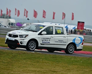 Pickup Truck Prints: CM19 1258 Matt Smith, SsangYong Musso