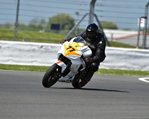 BMCRC - MRO Championships 2014 Prints: CM2 2665 David Holmes, Suzuki