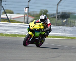 BMCRC - MRO Championships 2014 Prints: CM2 2673 Marcus Newall, Suzuki