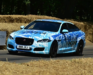 Graham Moss Prints: CM20 0610 Graham Moss, Jaguar XJR575
