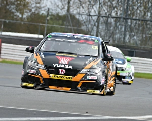BTCC Silverstone, September 2017 Prints: CM21 3102 Matt Neal, Honda Civic Type R