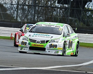<b class=qtipBold><figcaption>CM21 3104 Rob Austin, Toyota Avensis</figcaption></b><br>Rob Austin, Toyota Avensis, BTCC Championship, BTCC Silverstone, Sunday, 17th September, 2017, Autosport, British Touring Car Championship, BTCC, BTCC, cars, England, motor sport, Northamptonshire, racing circuit racing, UK, Northamptonshire, racing cars, sports cars, vehicles, racing, saloon cars, competition, circuit racing,<br><em>© 2017 Chris McEvoy, www.cjm-photography.co.uk, all rights reserved</em> CM21 3104 Rob Austin, Toyota Avensis