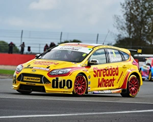 <b class=qtipBold><figcaption>CM21 3112 Rory Butcher, Ford Focus</figcaption></b><br>Rory Butcher, Ford Focus, BTCC Championship, BTCC Silverstone, Sunday, 17th September, 2017, Autosport, British Touring Car Championship, BTCC, BTCC, cars, England, motor sport, Northamptonshire, racing circuit racing, UK, Northamptonshire, racing cars, sports cars, vehicles, racing, saloon cars, competition, circuit racing,<br><em>© 2017 Chris McEvoy, www.cjm-photography.co.uk, all rights reserved</em> CM21 3112 Rory Butcher, Ford Focus