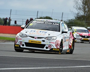 <b class=qtipBold><figcaption>CM21 3124 Aron Taylor-Smith, MG 6GT</figcaption></b><br>Aron Taylor-Smith, MG 6GT, BTCC Championship, BTCC Silverstone, Sunday, 17th September, 2017, Autosport, British Touring Car Championship, BTCC, BTCC, cars, England, motor sport, Northamptonshire, racing circuit racing, UK, Northamptonshire, racing cars, sports cars, vehicles, racing, saloon cars, competition, circuit racing,<br><em>© 2017 Chris McEvoy, www.cjm-photography.co.uk, all rights reserved</em> CM21 3124 Aron Taylor-Smith, MG 6GT