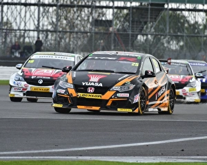 BTCC Silverstone, September 2017 Prints: CM21 3405 Matt Neal, Honda Civic Type R