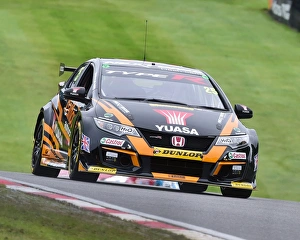 1st October Prints: CM21 5154 Matt Neal, Honda Civic Type R