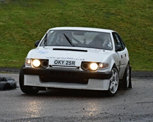 CM22 1754 Ken Powell, Richard Wise, Rover SD1