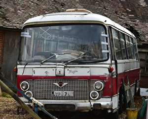 <b class=qtipBold><figcaption>CM22 2917 Bedford, Vega Major, Coach</figcaption></b><br>Bedford, Vega Major, Coach, Vintage Sports Car Club, VSCC, New Year Driving Tests, Brooklands, Sunday, 28th January 2018, competition, Fun, historic cars, iconic, nostalgia, outdoors, pre-war, retro, saloon cars, sports, sports cars, Surrey, tests, trials, vintage cars, classic cars, Chris McEvoy, cjm-photography, retro, nostalgia,<br><em>© 2018 www.cjm-photography.co.uk,all rights reserved</em> CM22 2917 Bedford, Vega Major, Coach