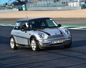 <b class=qtipBold><figcaption>CM22 3551 Rob Hubbard, Mini Cooper</figcaption></b><br>Rob Hubbard, Mini Cooper, VSCC, Pomeroy Trophy, Silverstone, 24th February 2018, 2018, cars, Chris McEvoy, cjm-photography, competition, February, Fun, historic cars, iconic, motor sport, motorsport, nostalgia, outdoors, Pomeroy trophy, pre-war, retro, saloon cars, Silverstone, sports, sports cars, tests, trials, vintage cars, Vintage Sports Car Club, VSCC<br><em>© 2018 www.cjm-photography.co.uk,all rights reserved</em> CM22 3551 Rob Hubbard, Mini Cooper