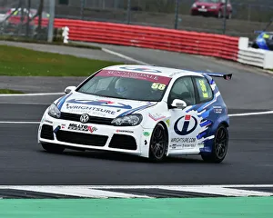CM22 9069 Jamie Bond, VW Golf