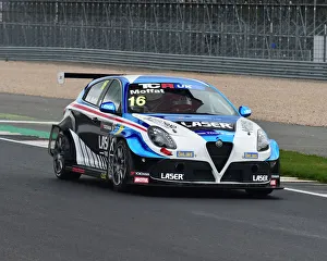 Sunday 1st April 2018 Prints: CM22 9661 Aiden Moffat, Alfa Romeo Giulietta TCR
