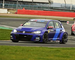 Sunday 1st April 2018 Prints: CM22 9948 Jessica Backman, Volkswagen Golf GTi TCR