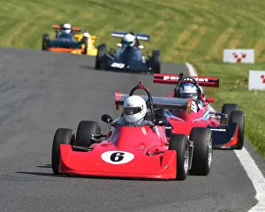 HSCC Wolds Trophy, Cadwell Park May 2018 Prints: CM23 5286 Jeremy Main, Reynard SF79
