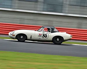 HSCC Silverstone International Trophy Meeting, June 2018 Prints: CM24 1034 Martin Hunt, Theo Hunt, Patrick Blakeney-Edwards, Jaguar E-Type