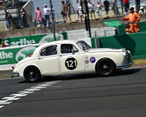 Glenn Pearson Prints: CM24 3859 Glenn Pearson, Jaguar Mk1