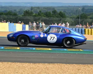 La Sarthe Prints: CM24 4434 Jean-Franc╠ºois Renault, Richard Renault, Jaguar E-Type