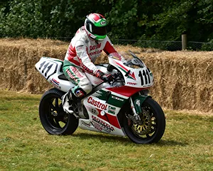 CM24 6683 Mick Loughlin, Honda RC45