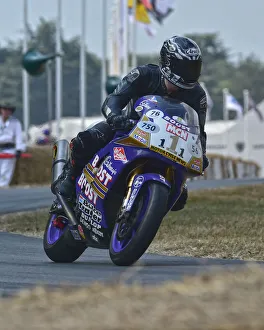 CM24 7483 Bernard Girardot-Miglierina, Yamaha YZF750