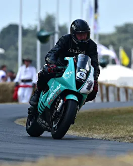 Chris Wilson Prints: CM24 7487 Chris Wilson, Foggy Petronas FP1