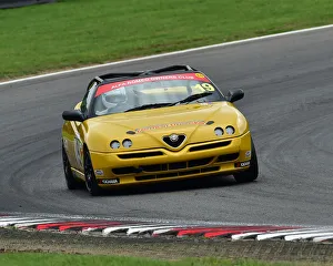 Festival Italia, Brands Hatch, August 2018 Prints: CM25 3333 Nick Anderson, Alfa Romeo Spyder