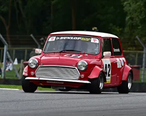 Festival Italia, Brands Hatch, August 2018 Prints: CM25 3791 Paul Simmonds, Mini Miglia