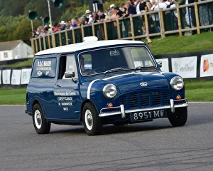<b class=qtipBold><figcaption>CM25 5910 Austin Mini Van</figcaption></b><br>Austin Mini Van, Rob Walker Parade, Goodwood Revival 2018, September 2018, automobiles, cars, circuit racing, Classic, competition, England, entertainment, event, Goodwood, heritage, historic, Duke of Richmond, motor sport, motorcars, nostalgia, outdoors, racing, racing cars, retro, revival, September, speed, sport, sports, Sussex, West Sussex, vehicles, cars, racing, classic cars, historic cars,<br><em>© 2018 Chris McEvoy, www.cjm-photography.co.uk, all rights reserved</em> CM25 5910 Austin Mini Van