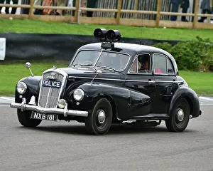 <b class=qtipBold><figcaption>CM25 6786 Wolseley 6-80 Police Car</figcaption></b><br>Wolseley 6/80 Police Car, British Transport Parade, Goodwood Revival 2018, September 2018, automobiles, cars, circuit racing, Classic, competition, England, entertainment, event, Goodwood, heritage, historic, Duke of Richmond, motor sport, motorcars, nostalgia, outdoors, racing, racing cars, retro, revival, September, speed, sport, sports, Sussex, West Sussex, vehicles, cars, racing, classic cars, historic cars,<br><em>© 2018 Chris McEvoy, www.cjm-photography.co.uk, all rights reserved</em> CM25 6786 Wolseley 6-80 Police Car